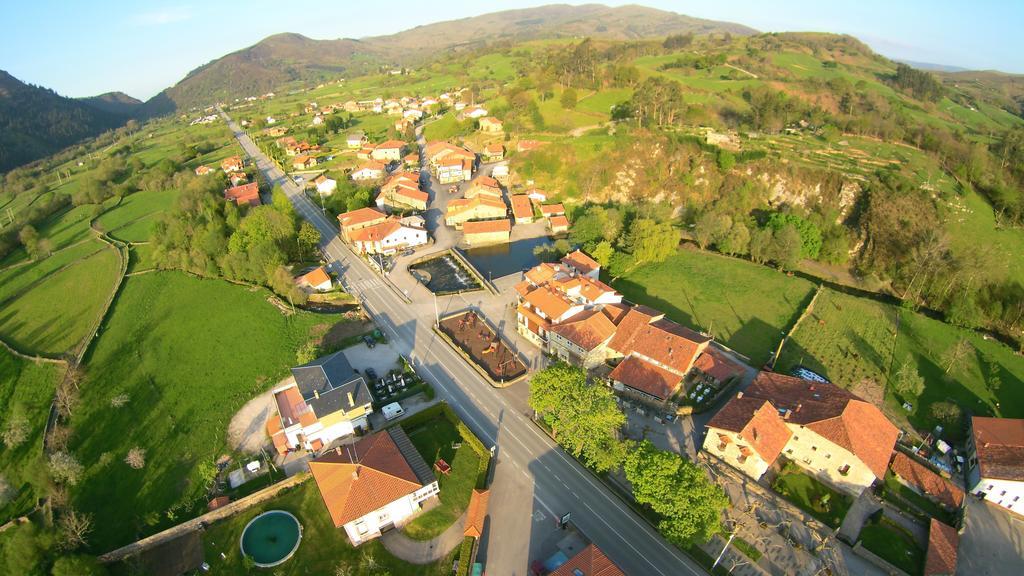 Posada Rural La Flor Del Nogal Ruente Esterno foto